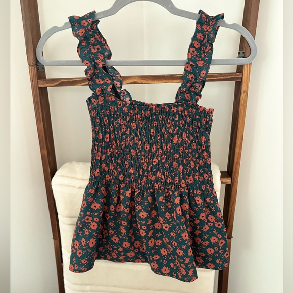 Ruffle strap tank top - Picture 1 of 3